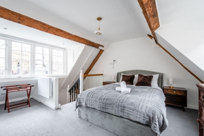 Historic Liverpool Street One‑Bed Apartment