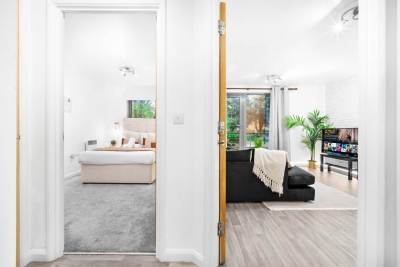 Stylish City Centre Apartment -  Terrace - Netflix