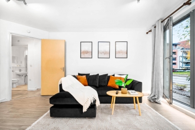 Stylish City Centre Apartment -  Terrace - Netflix