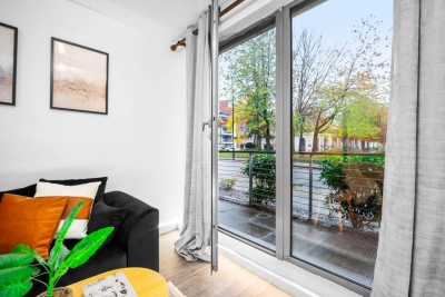 Stylish City Centre Apartment -  Terrace - Netflix