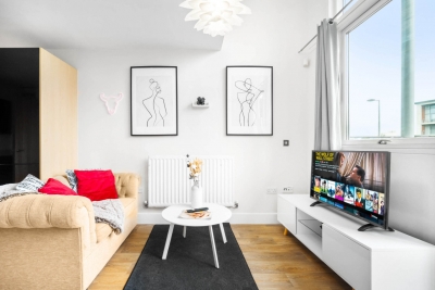 Parkside Central Apartment - Terrace - Super King Bed