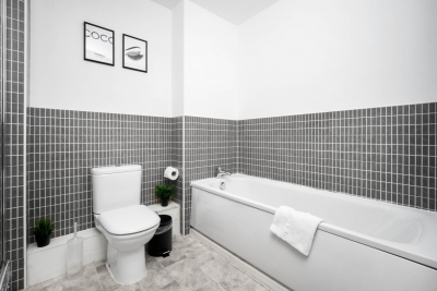 Parkside Central Apartment - Terrace - Super King Bed
