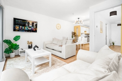 City Centre Townhouse - Garage - Parking
