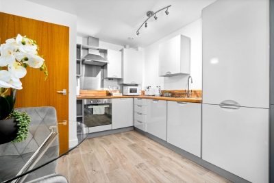 City Centre Apartment - Parking - Smart TV - WIFI