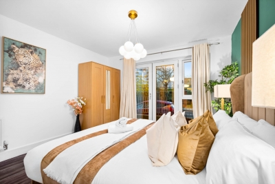 City Centre Apartment - Parking - Smart TV - WIFI