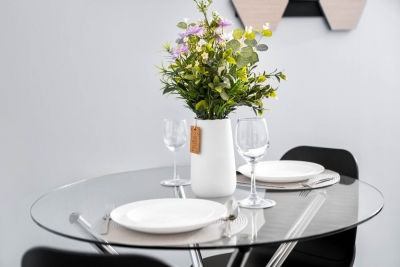 Spacious City Centre Apartment -  Balcony -  Smart TV