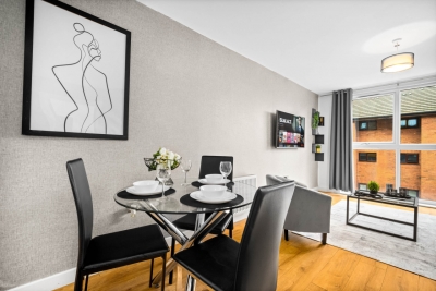 Stylish Two Bedroom Apartment - Jewellery Quarter