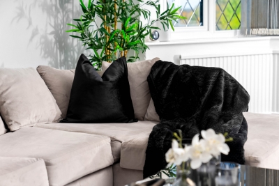 Spacious Five Bed House -  Near Airport - Parking