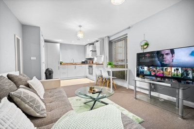 Stylish Apartment - Central  - Parking - Netflix