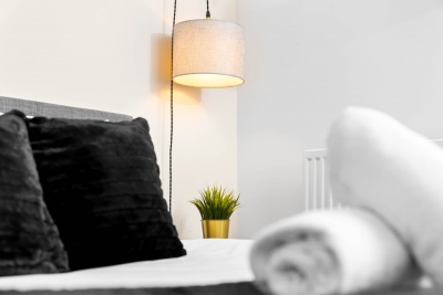 Stylish Gated Central Apartment - Parking - Netflix