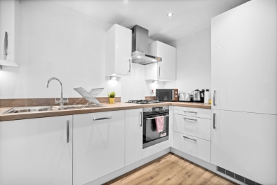 Stylish Gated Central Apartment - Parking - Netflix