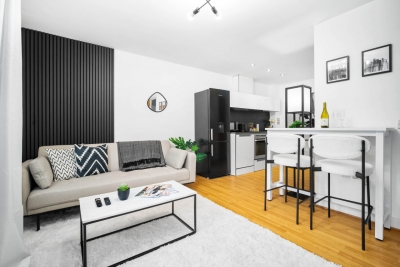 Business District Apartment - Twin Beds - Smart TV