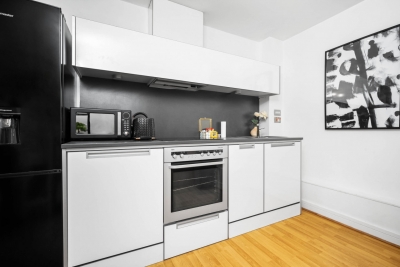 Business District Apartment - Twin Beds - Smart TV
