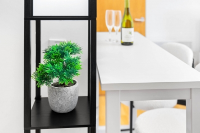 Business District Apartment - Twin Beds - Smart TV