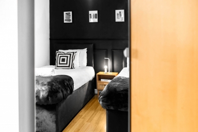 Business District Apartment - Twin Beds - Smart TV