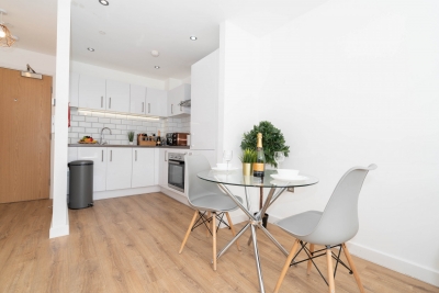 Modern City Centre Apartment - JQ - Fast WiFi