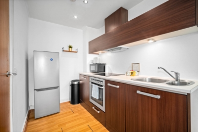 Stylish City Centre Apartment - Smart TV - WIFI