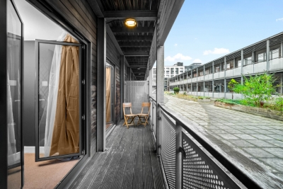 Arcadian Apartment - Balcony - Parking - Fast WIFI