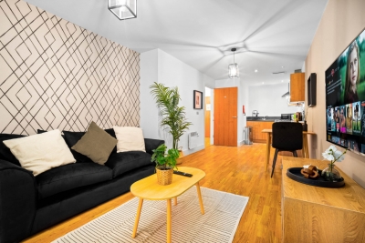 Arcadian Apartment - Balcony - Parking - Fast WIFI
