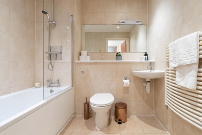 Arcadian Apartment - Single Beds  - Balcony - Parking - Fast WIFI