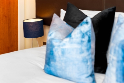 Chinatown Apartment - Secure Parking - Fast WIFI