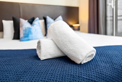 Chinatown Apartment - Secure Parking - Fast WIFI