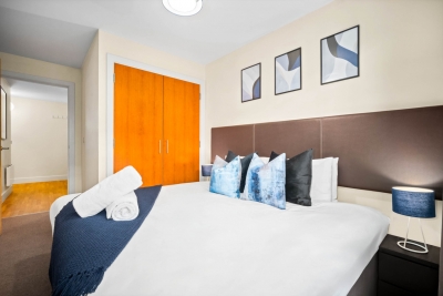 Chinatown Apartment - Secure Parking - Fast WIFI