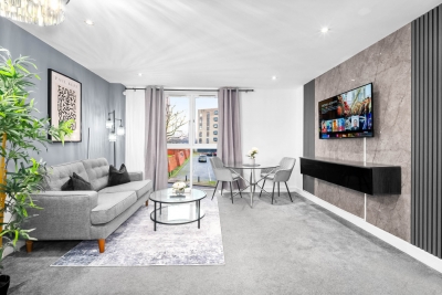 Stylish Apartment - King Size Bed - Central - Netflix