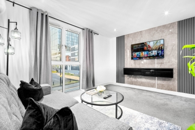 Stylish Apartment - King Size Bed - Central - Netflix