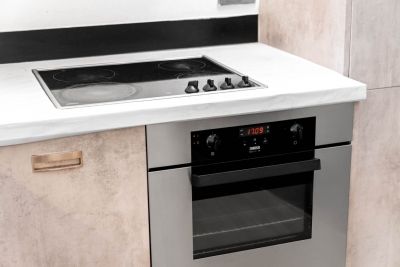 Stylish 2 Bedroom Apartment - City Centre - King Beds - Parking