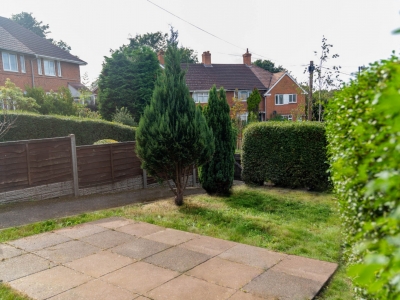 Stylish Four Bedroom House - Bedroom Tvs - Parking - Garden