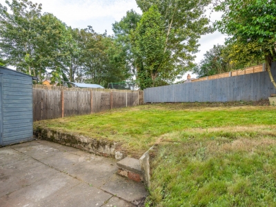 Stylish Four Bedroom House - Bedroom Tvs - Parking - Garden