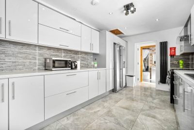 Edgbaston Townhouse - 6 Bedrooms -Parking -Terrace