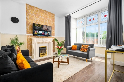 Edgbaston Townhouse - 6 Bedrooms -Parking -Terrace