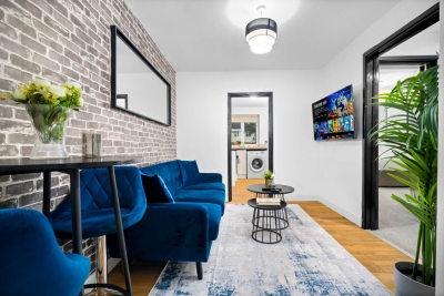 Five Bedrooms - Five Bathrooms  - Off Street Parking - Garden