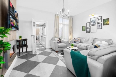 Stylish Edgbaston 4 Bedroom Townhouse - Terrace - Parking