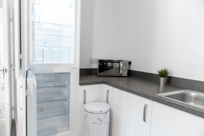 Selly Oak - Cozy Apartment - Parking - QE & Uni