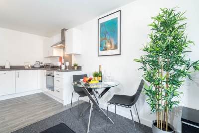 Selly Oak - Cozy Apartment - Parking - QE & Uni