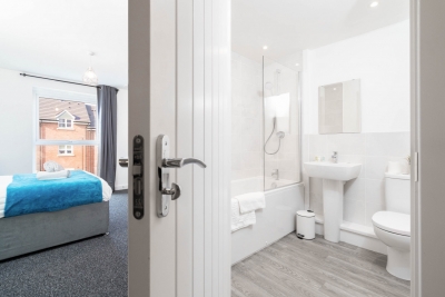 Selly Oak - Cozy Apartment - Parking - QE & Uni