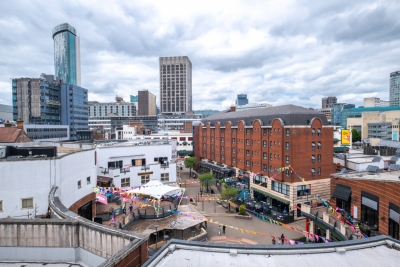 Arcadian - Chinatown - One Bed - Balcony - Parking - Fast WIFI