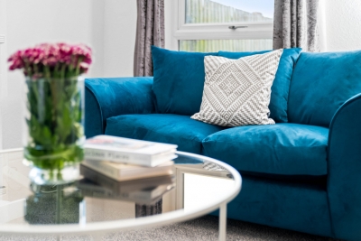Stylish Three Bedroom House - Parking - Garden