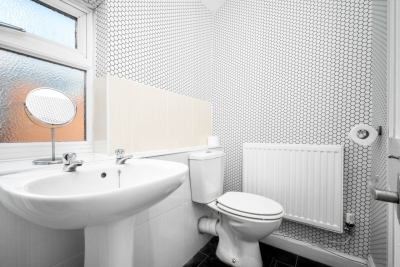 Stylish Three Bedroom House - Parking - Garden