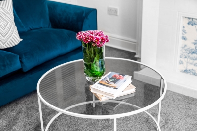 Stylish Three Bedroom House - Parking - Garden