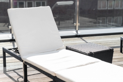 Stylish City Centre Penthouse - Large Private Terrace - Parking