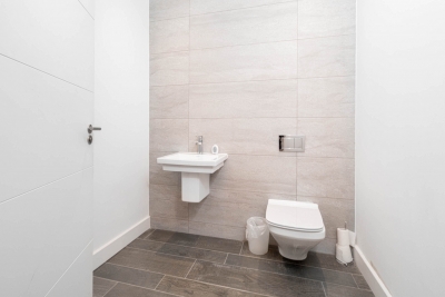 Stylish City Centre Penthouse - Large Private Terrace - Parking