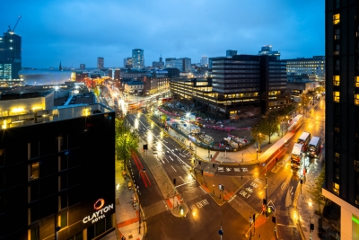 Stylish Two Bed Apartment - City Centre - Parking - Balcony