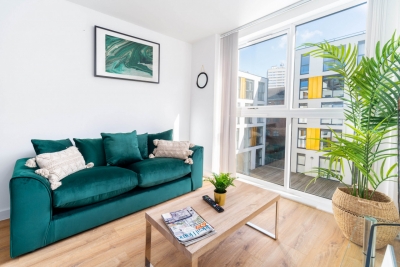Two Bedroom City Centre Apartment - JQ - Fast WiFi - Netflix