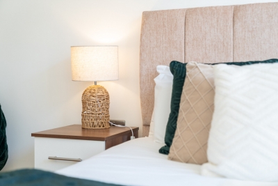 Two Bedroom City Centre Apartment - JQ - Fast WiFi - Netflix