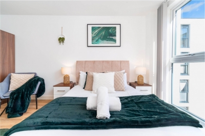 Two Bedroom City Centre Apartment - JQ - Fast WiFi - Netflix