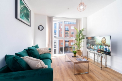 Two Bedroom City Centre Apartment - JQ - Fast WiFi - Netflix